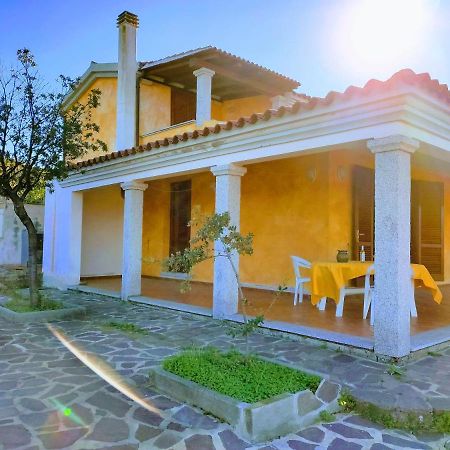 Апартаменты Sardinia Baya Sant'Anna Будони Экстерьер фото